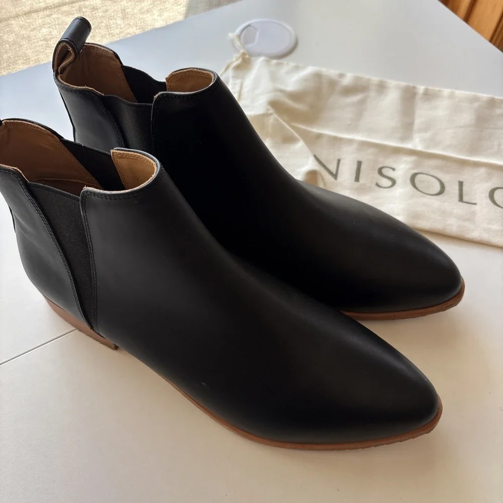 Nisolo eva everyday